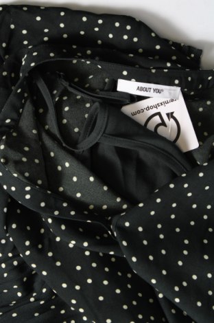 Kleid About You, Größe XS, Farbe Mehrfarbig, Preis 12,78 €