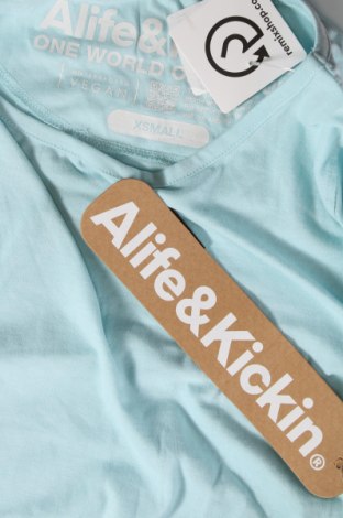 Kleid Alife And Kickin, Größe XS, Farbe Blau, Preis 22,27 €