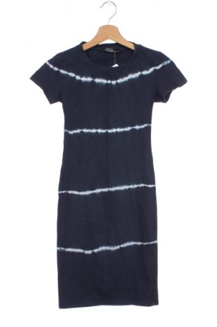 Φόρεμα Bershka, Μέγεθος XS, Χρώμα Μπλέ, Τιμή 7,56 €