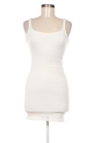 Φόρεμα Bershka, Μέγεθος S, Χρώμα Λευκό, Τιμή 7,12 €