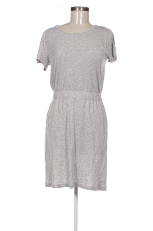 Kleid By Timo, Größe M, Farbe Grau, Preis € 66,06