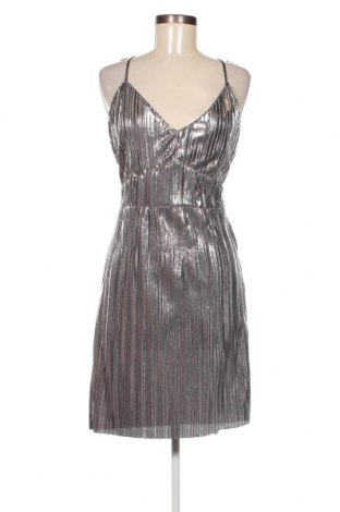 Kleid Cropp, Größe M, Farbe Silber, Preis 31,71 €