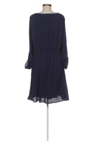 Kleid Essentials, Größe XL, Farbe Blau, Preis 6,68 €