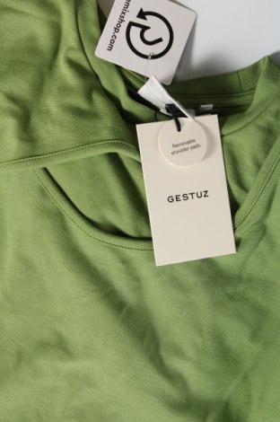 Рокля Gestuz, Размер S, Цвят Зелен, Цена 178,89 лв.