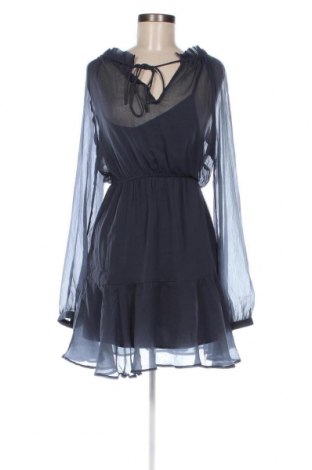 Kleid Guido Maria Kretschmer for About You, Größe S, Farbe Blau, Preis € 22,27