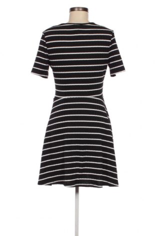 Šaty  H&M Divided, Velikost M, Barva Vícebarevné, Cena  187,00 Kč