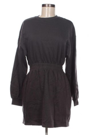 Kleid H&M Divided, Größe S, Farbe Schwarz, Preis 6,66 €