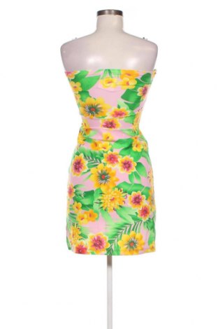 Kleid Iltokoni, Größe M, Farbe Mehrfarbig, Preis 7,72 €