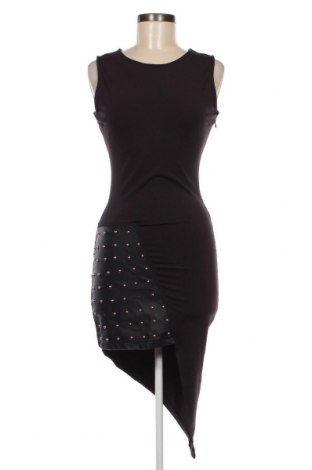 Kleid Jennyfer, Größe S, Farbe Schwarz, Preis 7,12 €