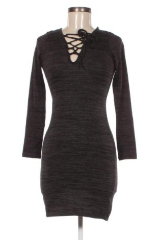 Kleid Lipsy London, Größe M, Farbe Grau, Preis 5,25 €