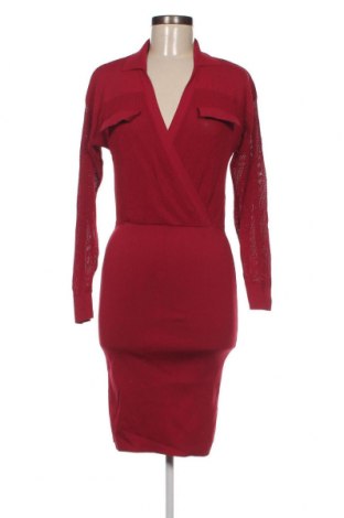 Šaty  Marciano by Guess, Velikost M, Barva Červená, Cena  889,00 Kč