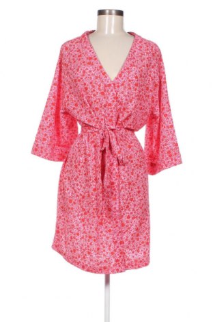 Kleid Monki, Größe M, Farbe Mehrfarbig, Preis 15,98 €
