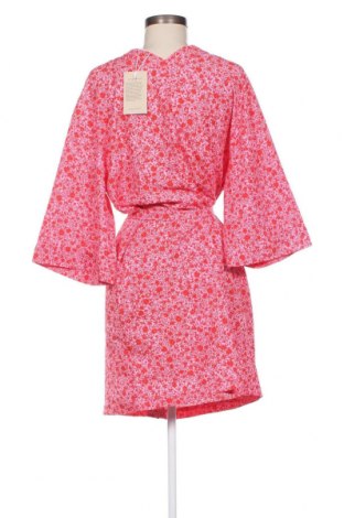 Kleid Monki, Größe M, Farbe Mehrfarbig, Preis 31,96 €