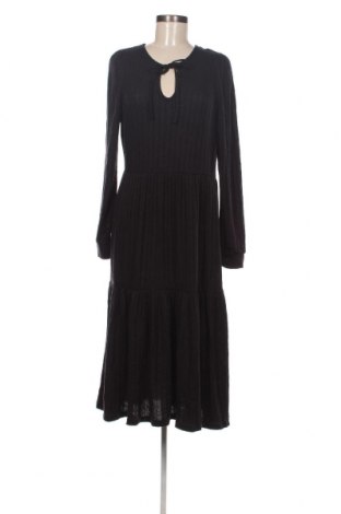 Šaty  Noisy May, Velikost M, Barva Černá, Cena  152,00 Kč