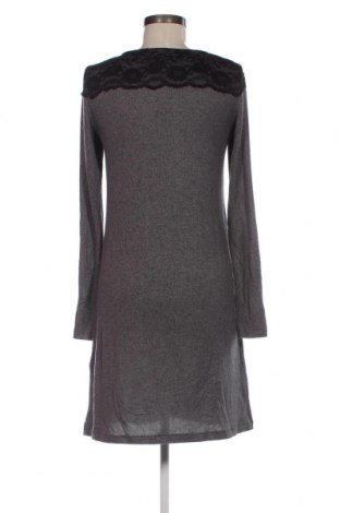 Kleid ONLY, Größe M, Farbe Grau, Preis 21,57 €