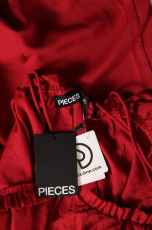 Šaty  Pieces, Velikost M, Barva Červená, Cena  360,00 Kč
