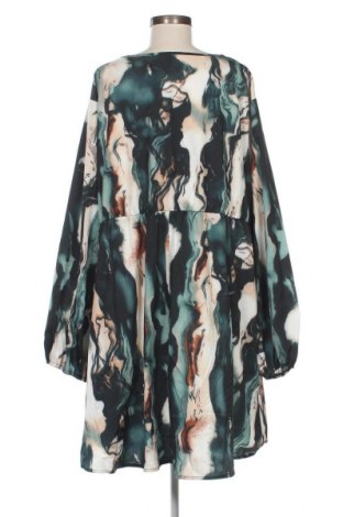 Šaty  SHEIN, Velikost 4XL, Barva Vícebarevné, Cena  462,00 Kč