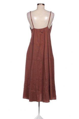 Kleid Silvian Heach, Größe L, Farbe Braun, Preis 96,39 €