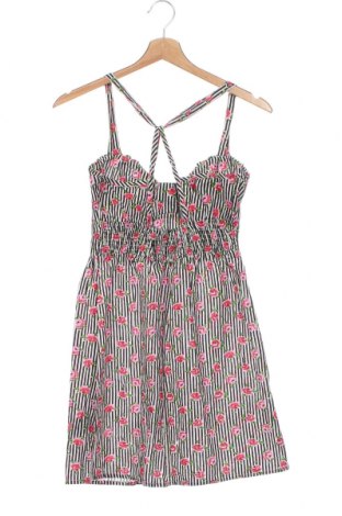 Kleid Sisters Point, Größe S, Farbe Mehrfarbig, Preis 12,25 €