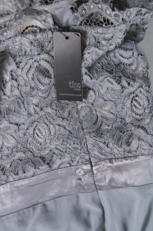 Kleid TFNC London, Größe S, Farbe Grau, Preis € 53,74