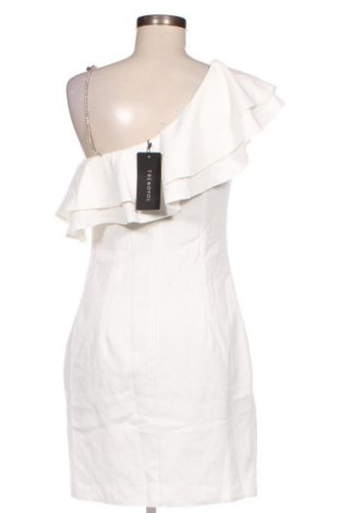 Kleid Trendyol, Größe M, Farbe Weiß, Preis 47,26 €