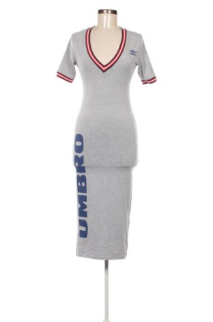 Kleid Umbro, Größe S, Farbe Grau, Preis 15,90 €