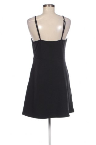 Kleid Urban Revivo, Größe XL, Farbe Schwarz, Preis 33,99 €