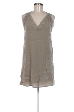 Kleid VILA, Größe S, Farbe Grün, Preis 7,52 €