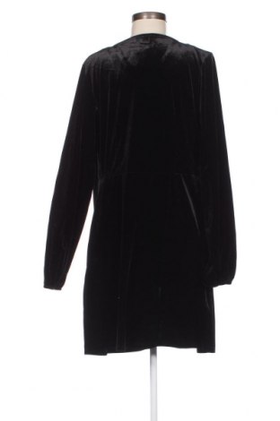 Šaty  VILA, Velikost M, Barva Černá, Cena  360,00 Kč