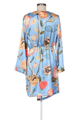 Kleid Vero Moda, Größe M, Farbe Mehrfarbig, Preis 14,38 €