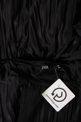 Kleid Zara, Größe S, Farbe Schwarz, Preis 20,22 €