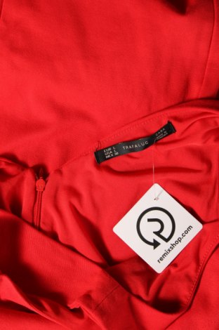 Kleid Zara Trafaluc, Größe S, Farbe Rot, Preis € 2,49