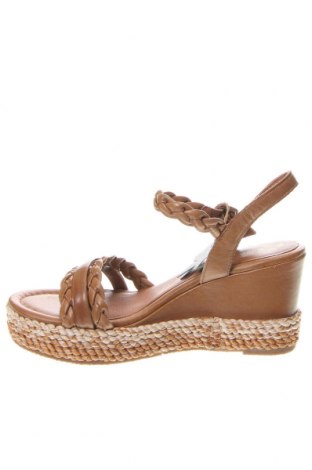 Sandalen Marco Tozzi, Größe 40, Farbe Braun, Preis 19,18 €