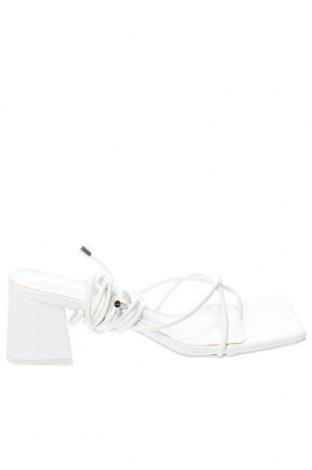 Sandalen Public Desire, Größe 43, Farbe Weiß, Preis 31,96 €