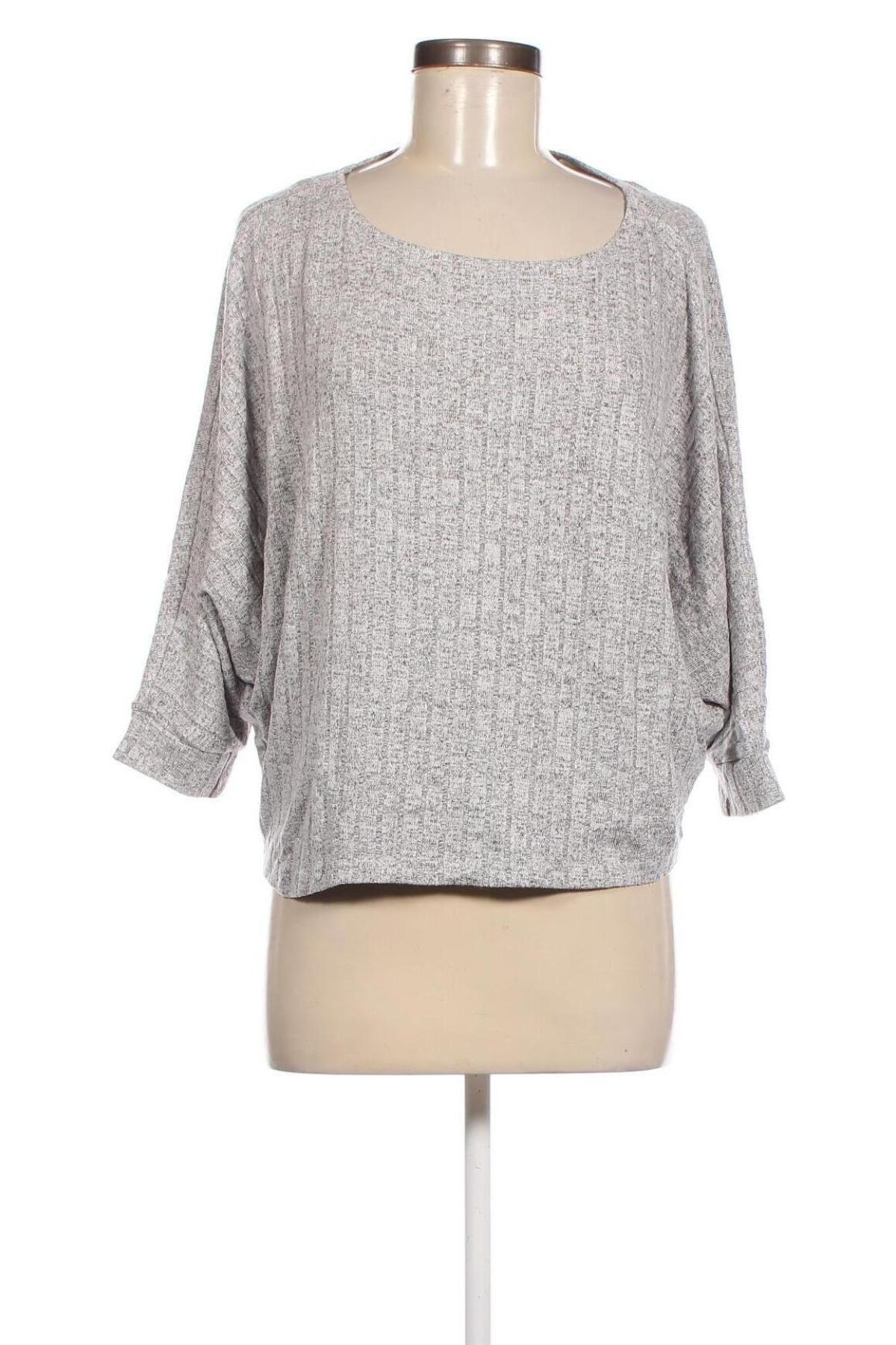 Γυναικεία μπλούζα ONLY, Μέγεθος L, Χρώμα Γκρί, Τιμή 3,71 €
