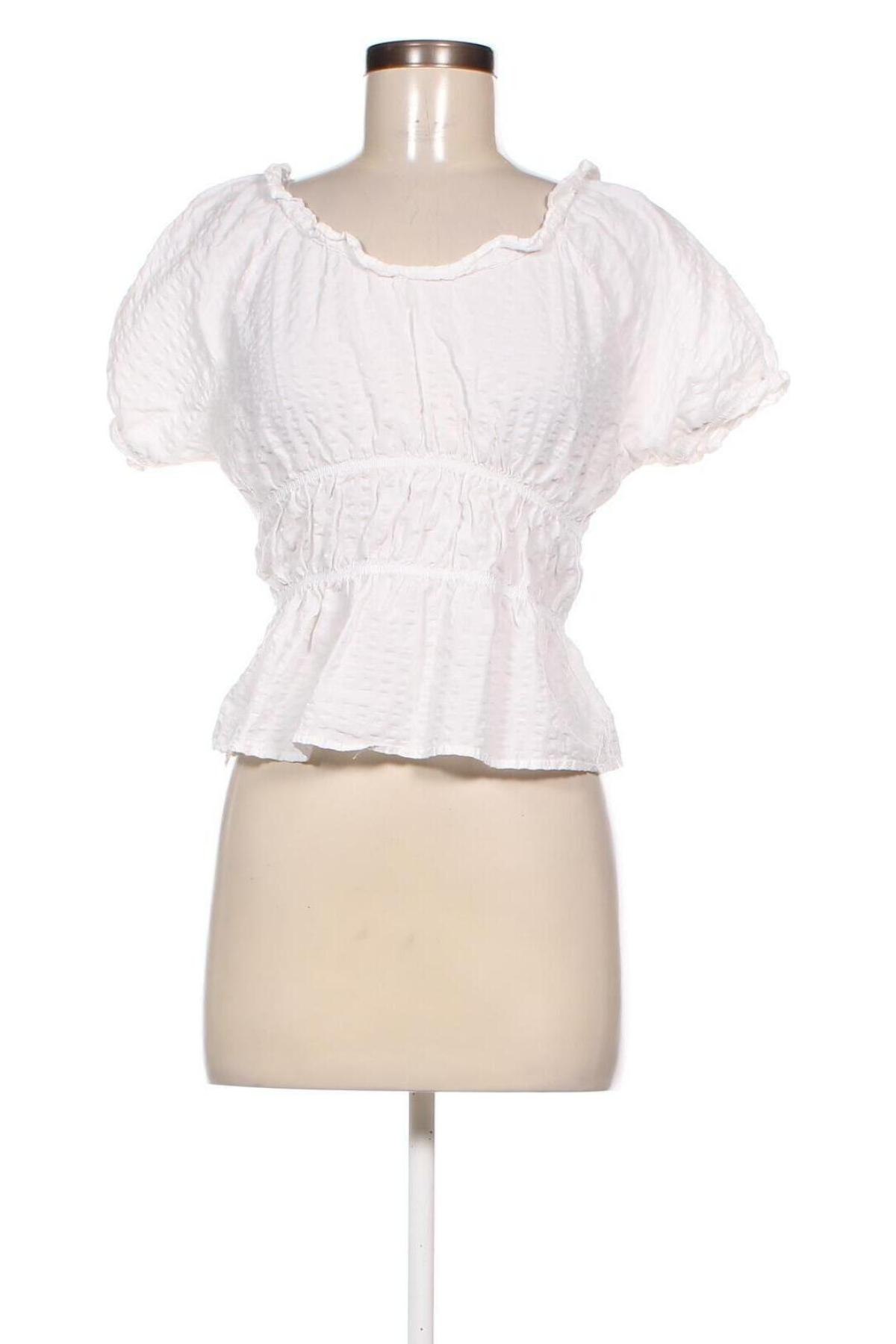 Γυναικεία μπλούζα ONLY, Μέγεθος M, Χρώμα Λευκό, Τιμή 10,00 €