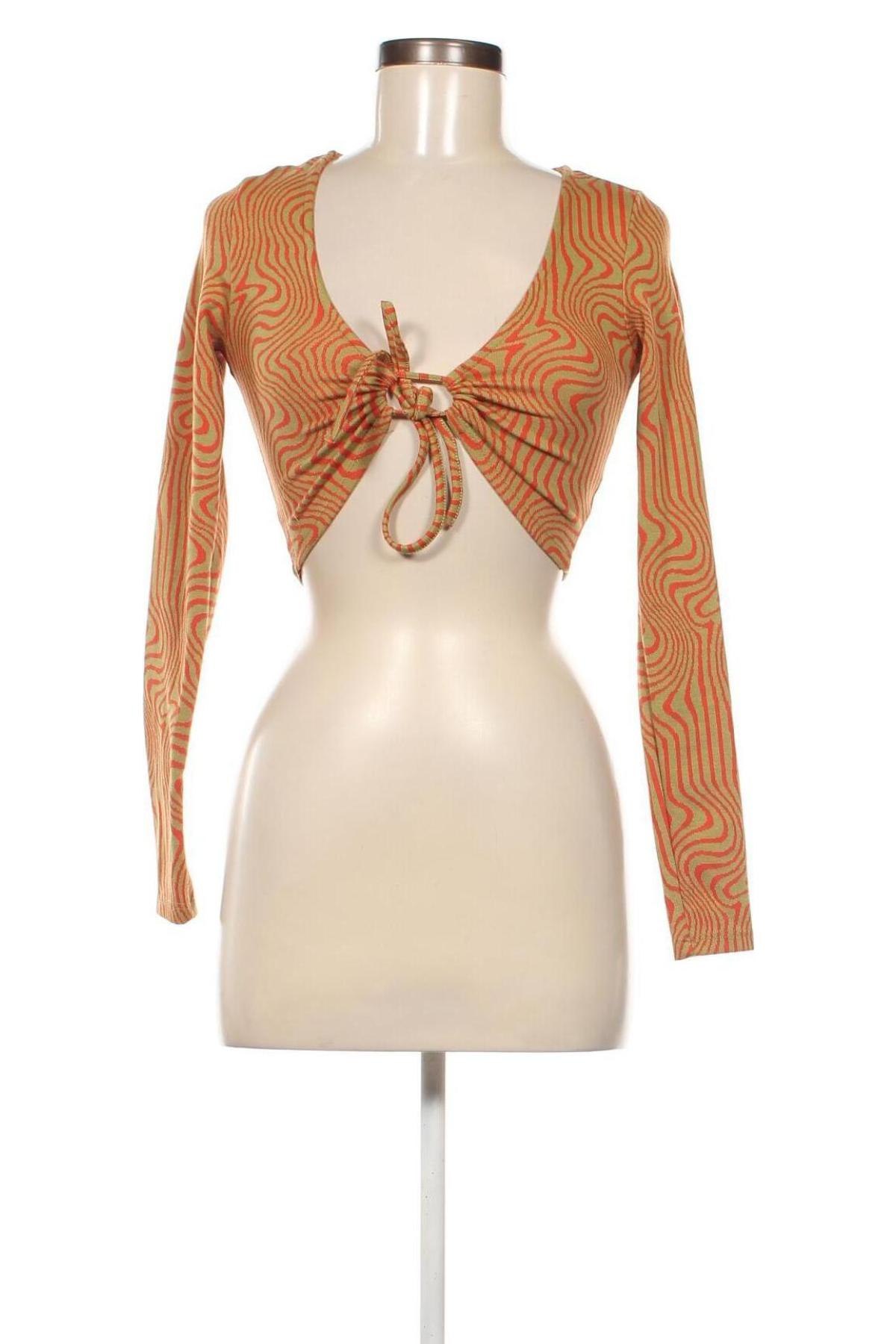 Γυναικεία μπλούζα Pull&Bear, Μέγεθος S, Χρώμα Πολύχρωμο, Τιμή 7,60 €