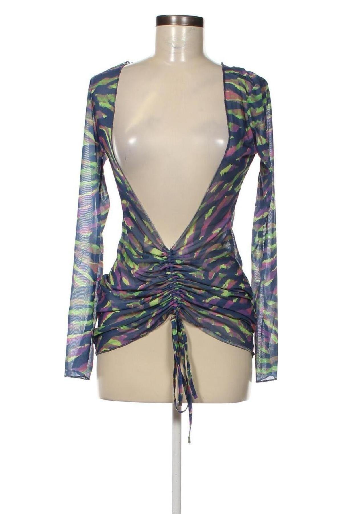 Дамска блуза Trendyol, Размер M, Цвят Многоцветен, Цена 23,10 лв.