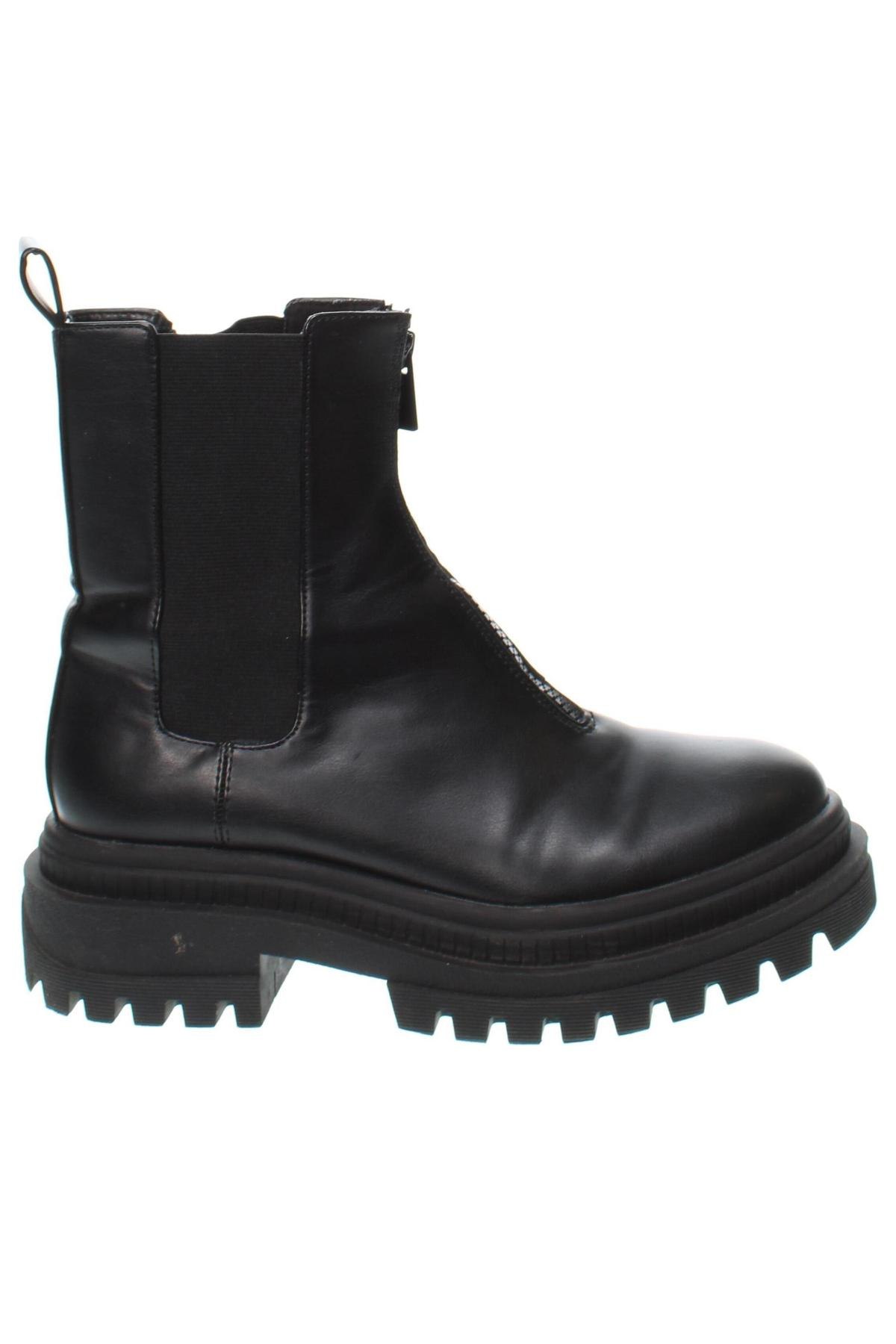 Botine de damă Bershka, Mărime 38, Culoare Negru, Preț 124,68 Lei