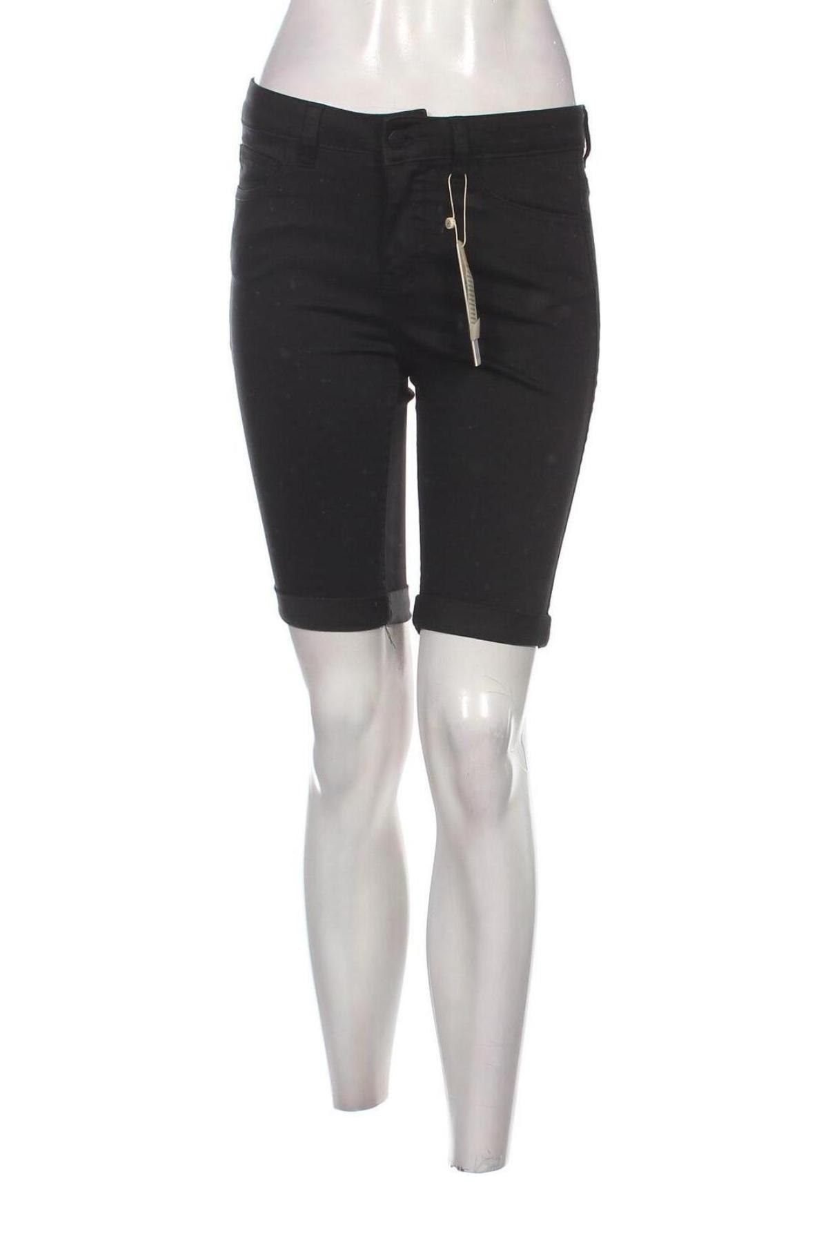Γυναικείο κοντό παντελόνι Pieces, Μέγεθος S, Χρώμα Μαύρο, Τιμή 12,71 €
