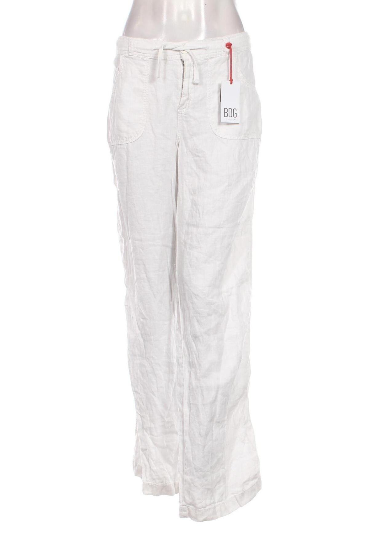 Дамски панталон BDG, Размер M, Цвят Бял, Цена 32,55 лв.