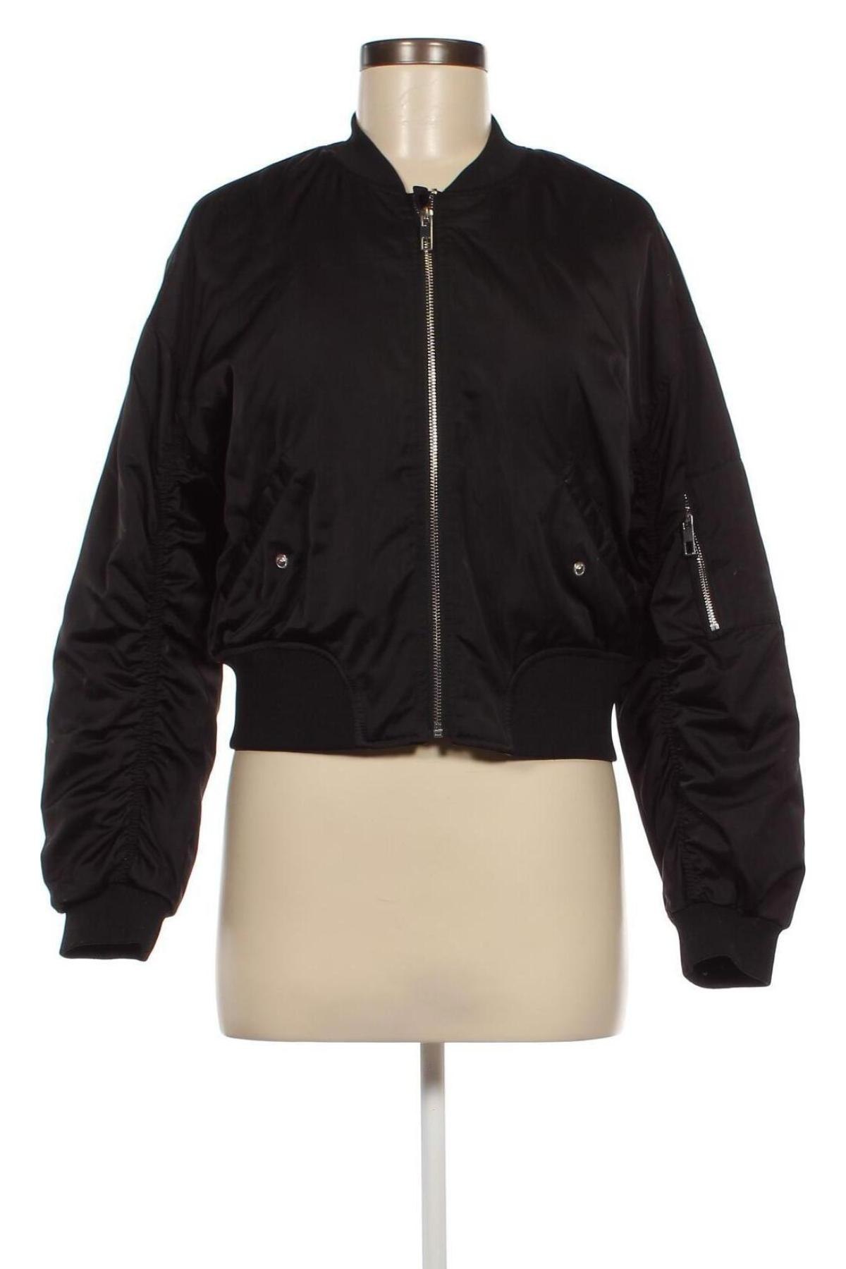Γυναικείο μπουφάν ONLY, Μέγεθος S, Χρώμα Μαύρο, Τιμή 14,28 €