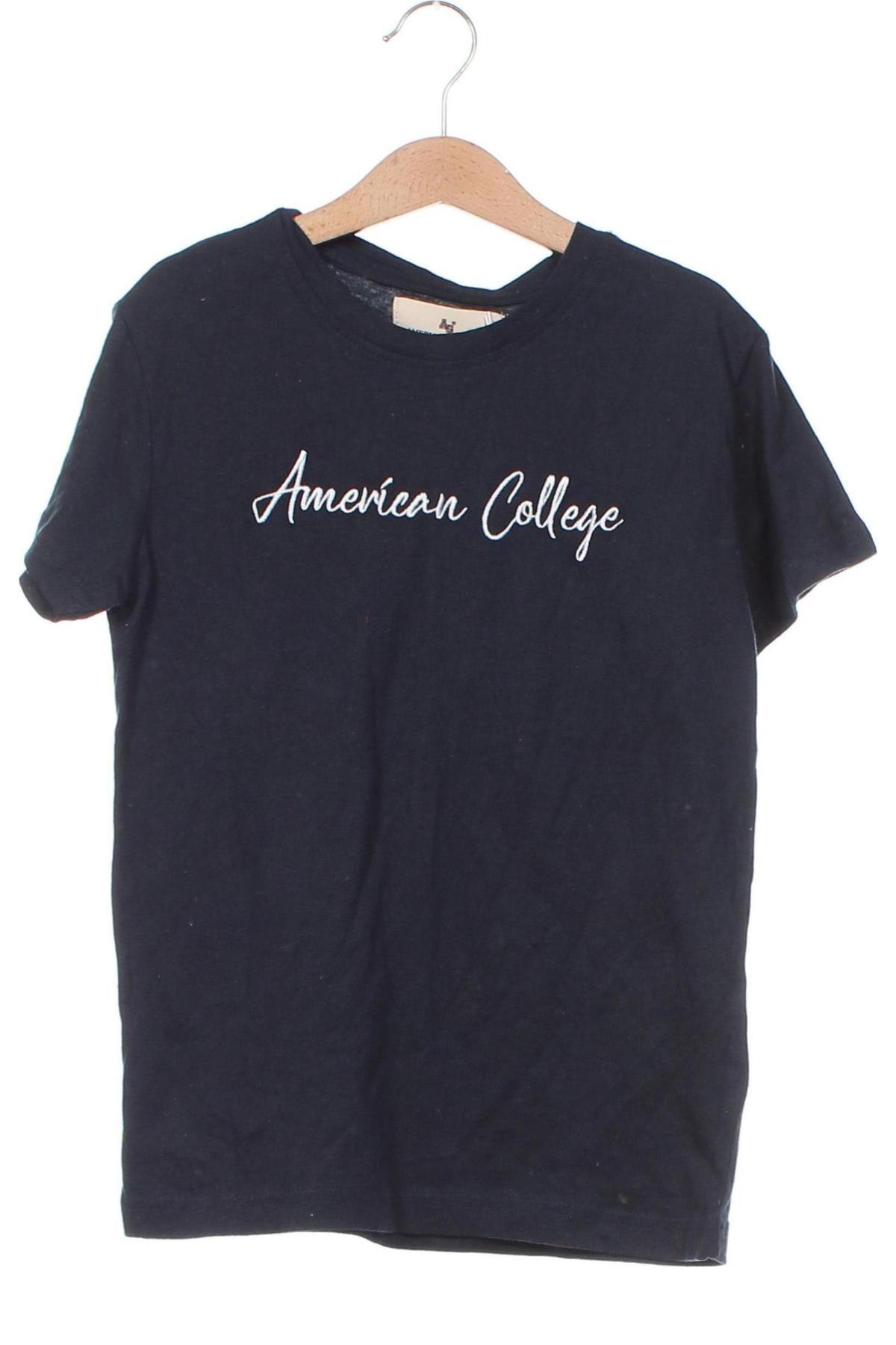 Детска тениска American College, Размер 8-9y/ 134-140 см, Цвят Син, Цена 31,70 лв.