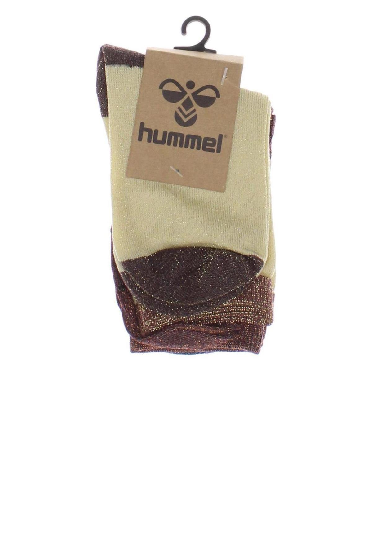 Komplet  Hummel, Velikost 5-6y/ 116-122 cm, Barva Vícebarevné, Cena  189,00 Kč