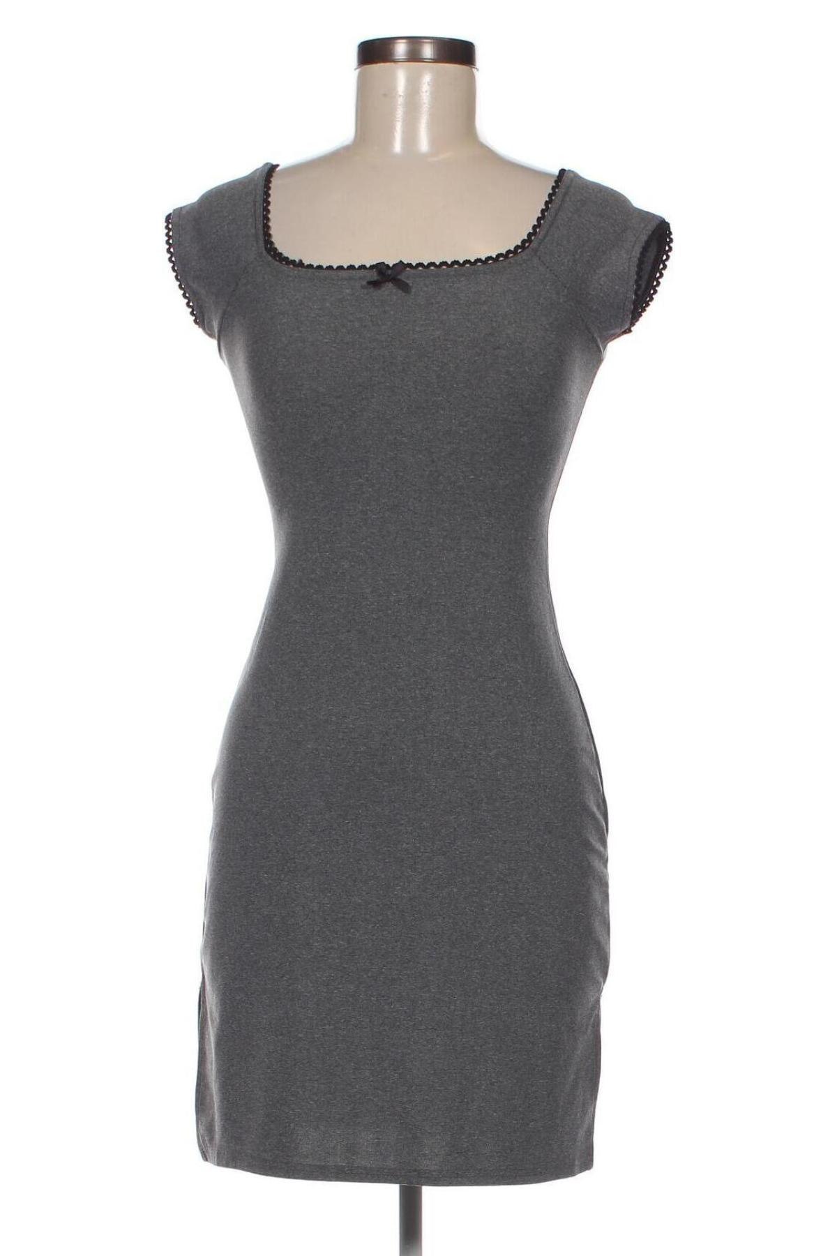 Kleid, Größe M, Farbe Grau, Preis 6,99 €