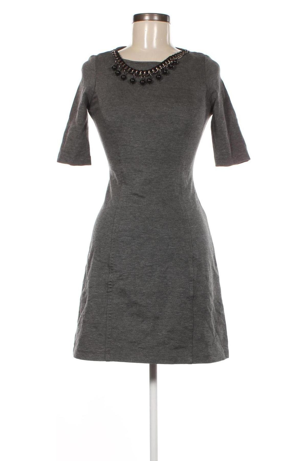 Kleid CRISTINAEFFE, Größe M, Farbe Grau, Preis € 7,49