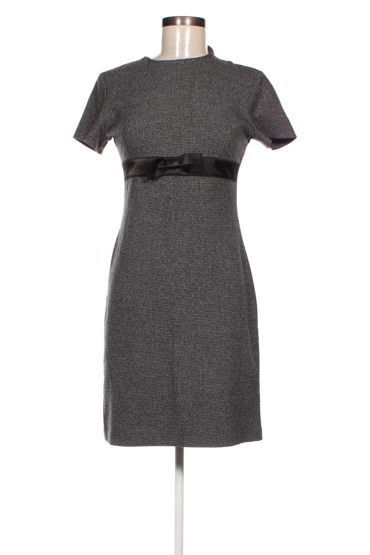 Kleid Fervente, Größe M, Farbe Grau, Preis € 6,68