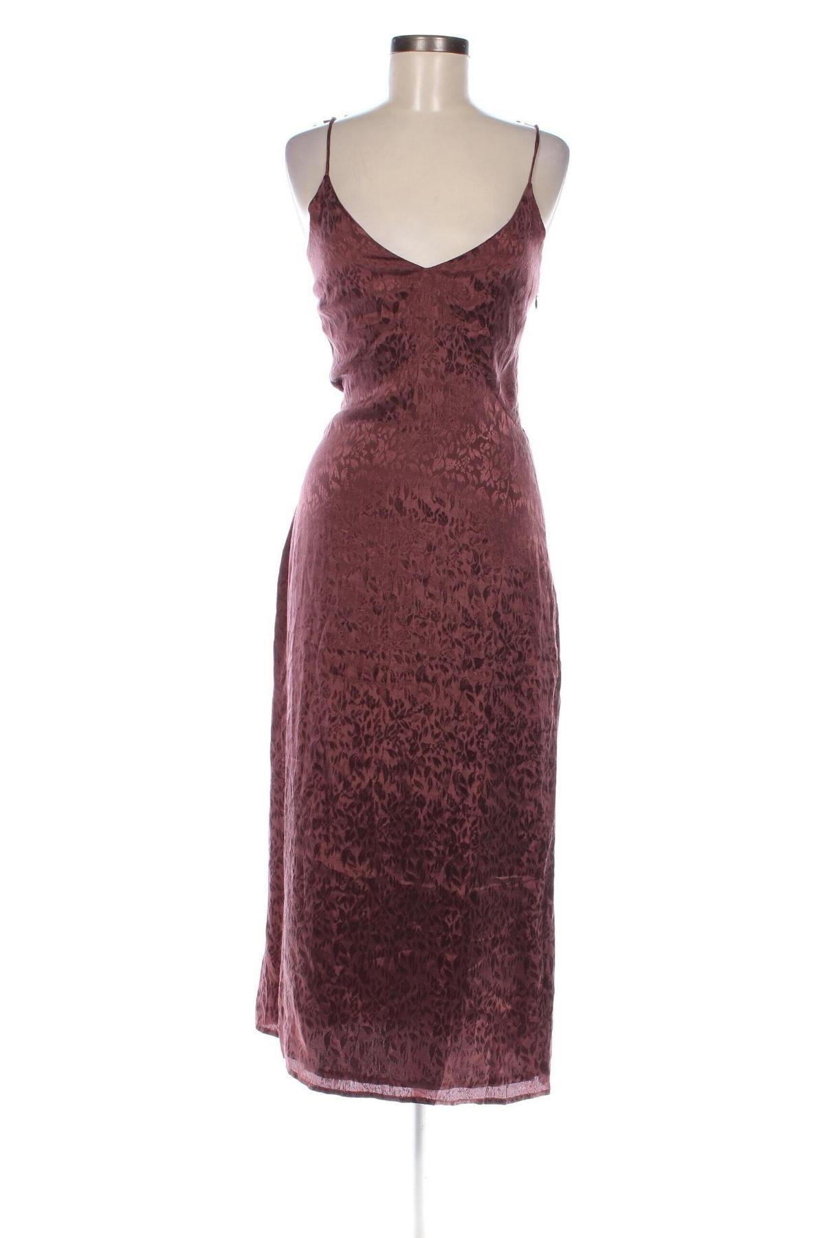 Kleid Guido Maria Kretschmer for About You, Größe XS, Farbe Aschrosa, Preis € 55,67