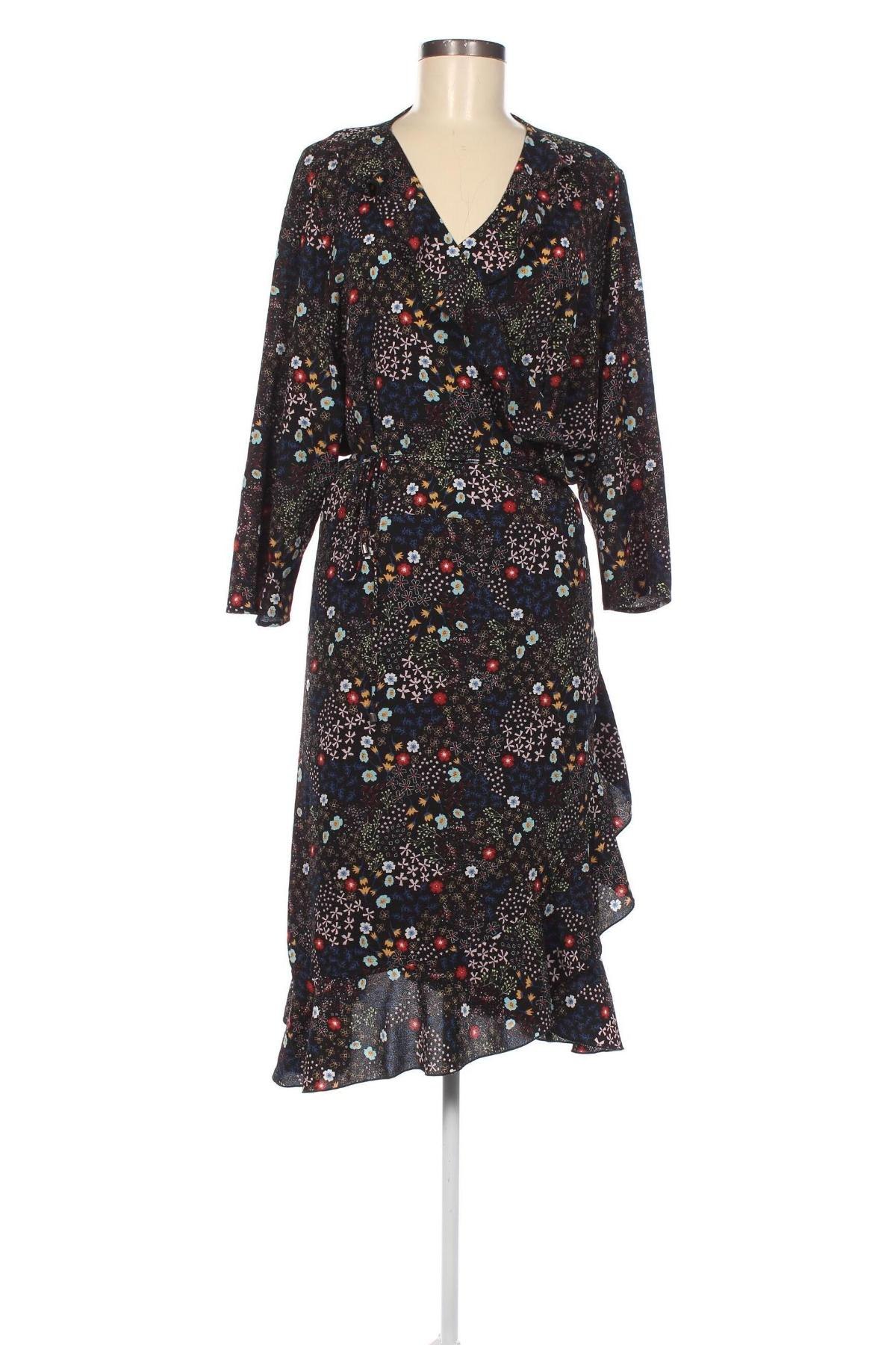 Φόρεμα ONLY Carmakoma, Μέγεθος 3XL, Χρώμα Πολύχρωμο, Τιμή 13,36 €