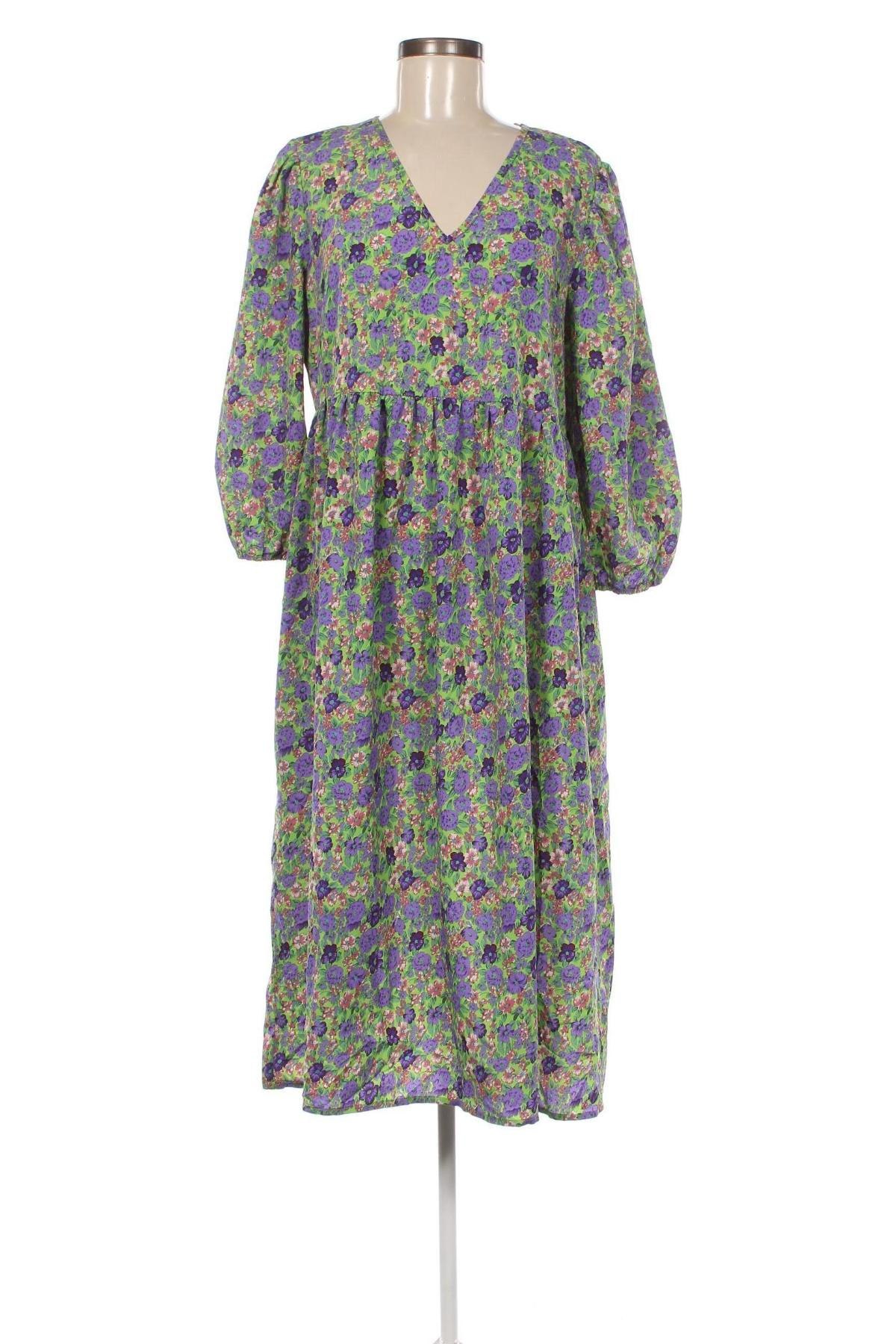 Kleid Pieces, Größe L, Farbe Mehrfarbig, Preis 23,66 €